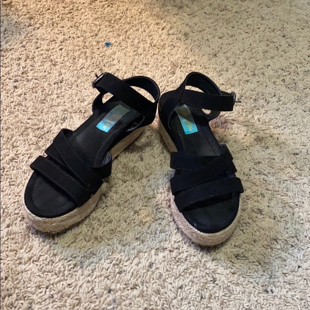 Platform sandals - Picture 2 of 6